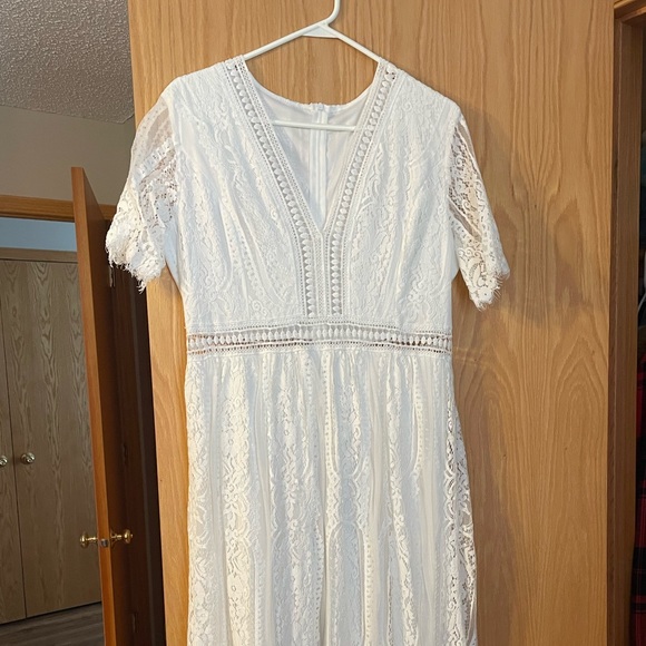 Short Sleeve Floral Lace Maxi Dress 